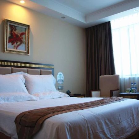 Greentree Inn Guangdong Shantou Chengjiang Road Business Hotel Exterior photo