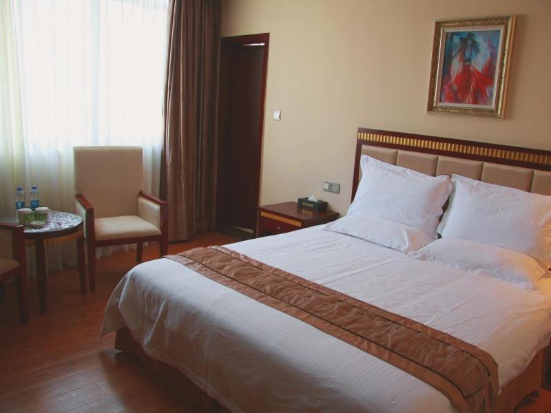 Greentree Inn Guangdong Shantou Chengjiang Road Business Hotel Exterior photo