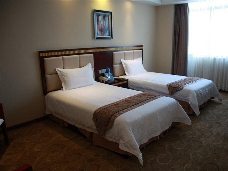 Greentree Inn Guangdong Shantou Chengjiang Road Business Hotel Exterior photo